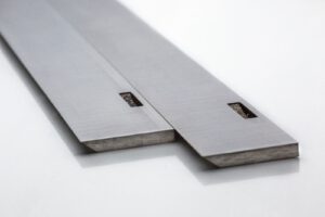 2x Hobelmesser für ELU – Dewalt 260×21×3 mm HSS Schlitz